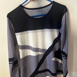 Black and Gray Abstract Long Sleeve Top